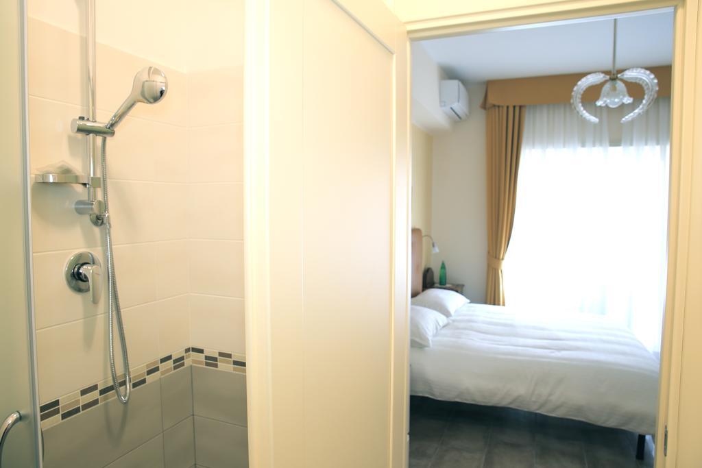 Anice Guesthouse Rome Bagian luar foto