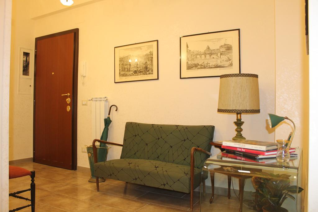 Anice Guesthouse Rome Bagian luar foto