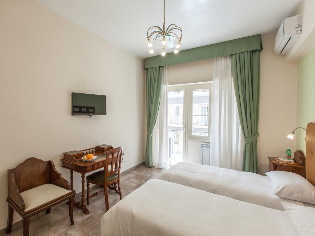 Anice Guesthouse Rome Bagian luar foto